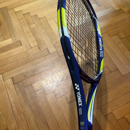 Tennis rackets used, set of 3 with 2 cases