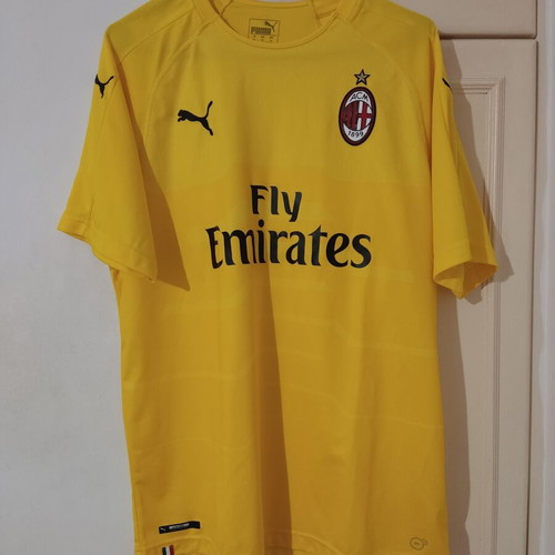 AC Milan GK Shirt 2018-19 like new, XL