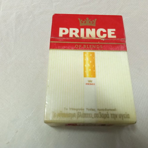 peter stuyvesant cigarette Sold at Auction: PETER STUYVESANT CIGARETTE PACKET LIGHT BOX