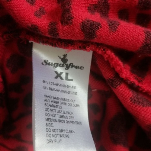 SugarFree short-sleeve hoodie with leopard print, like new, XL