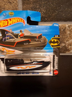 1966 Bat Boat Batman Hot Wheels new in box