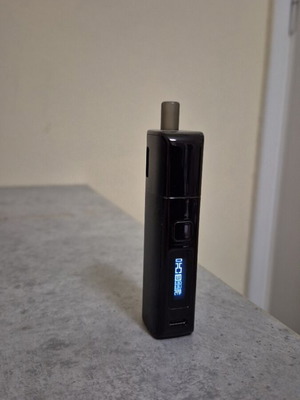 Electronic cigarette lightly used without coil with free flavor