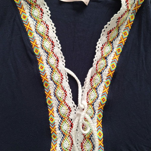 Makó blouse like new, size 4, blue with knitted details