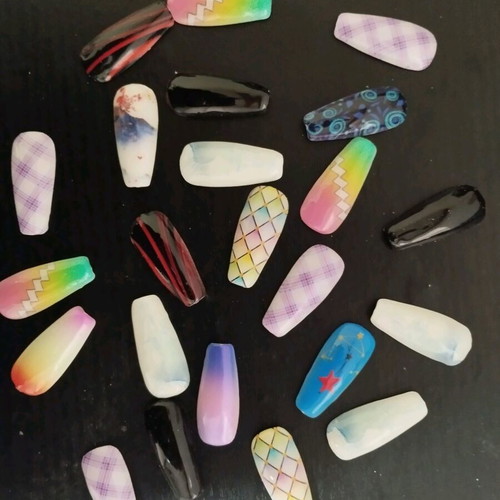Fake plastic nails like new with base and clear polish