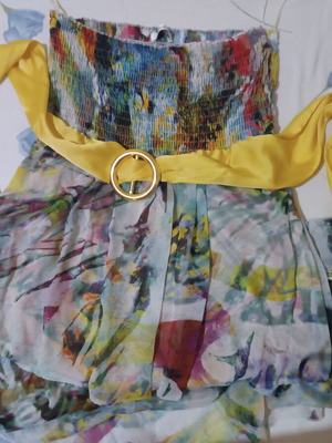 Strapless maxi summer dress like new with colorful abstract pattern and belt