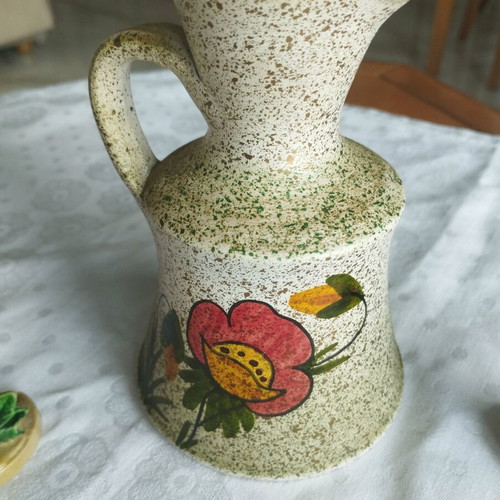 Vintage bundle handmade ceramic jug and Pink Girls figure pair like new