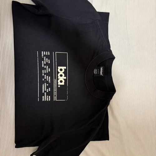 Men's t-shirt used, size large, black