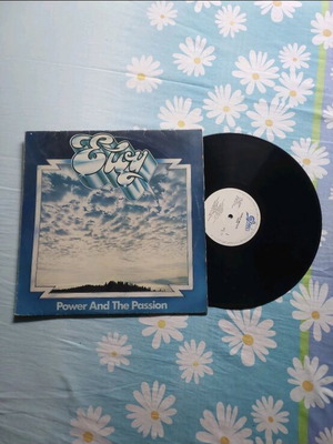 Vinyl record lightly used
