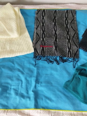 Σετ 4 Μάλλινα Κασκόλ Laura Biagiotti και Δώρο Balaclava Fleece καινούργιο