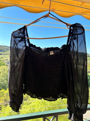 Top with off-shoulder design H&M black, size XS fits S-M