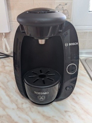 Bosch Tassimo coffee machine like new with reusable capsule
