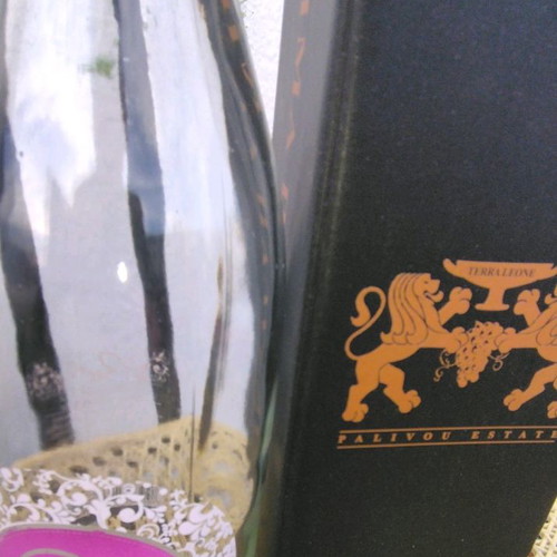 Empty wine decor used, Ktima Palivou with box