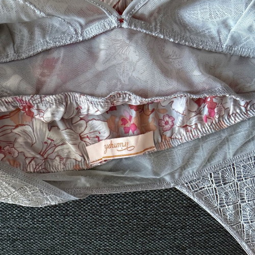 Triumph kimono nightwear set like new, modal silk feel, size S