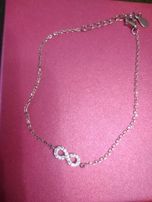 925 Gold Bracelet new with small zircon stones