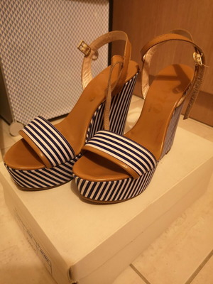Striped platform shoes used, size 38, blue and white with brown details
