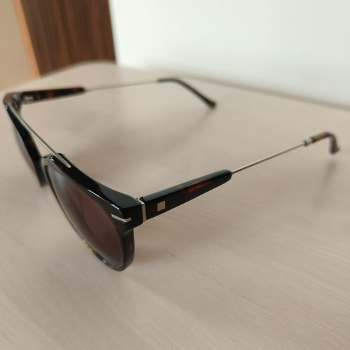 Brixton sunglasses like new, red and silver