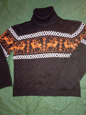 Turtleneck sweater used, black with orange deer, small size