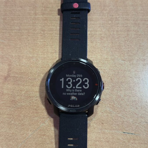 Polar Grit X watch like new, black, with charging cable