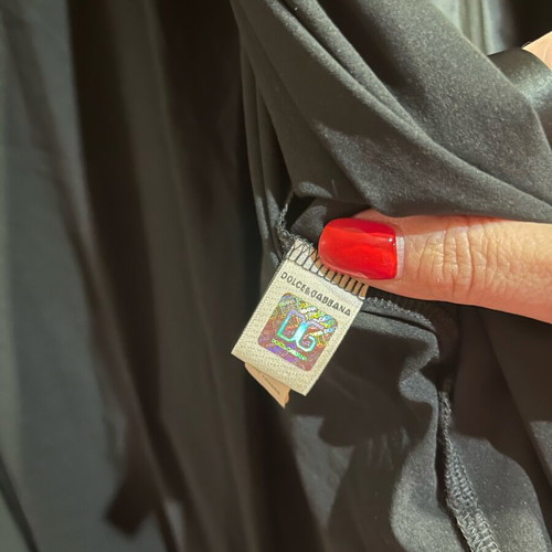 Dolce & Gabbana women's robe like new, black satin