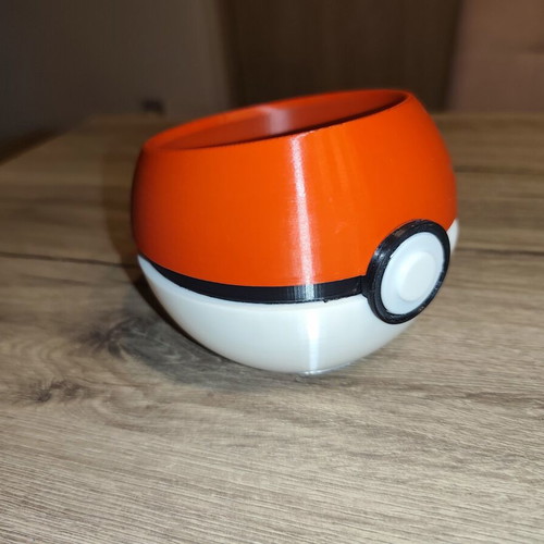 Poké Ball planter new, 3D printed PLA for small plants