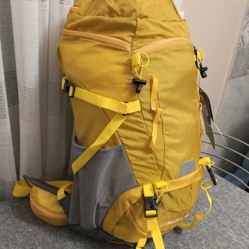Раница Adventure 50L нова за туризъм с вентилация и дъждобран