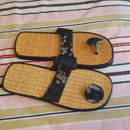 Women's Sandals Japanese Style New, Black, Size 38