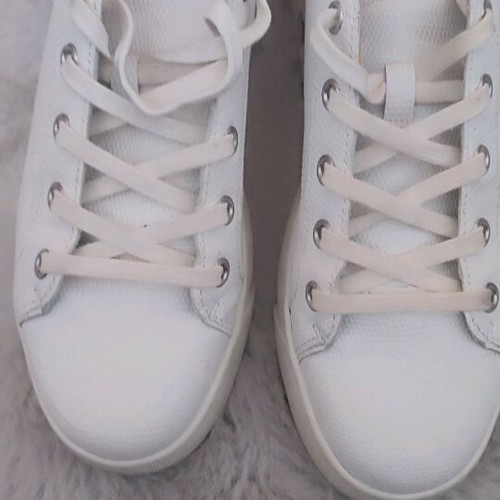Bershka sneakers like new, white, size 39, athletic
