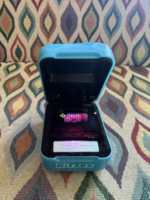 Bitzee Interactive Digital Pet like new