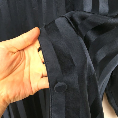 100% silk robe Familet size L used, dark navy