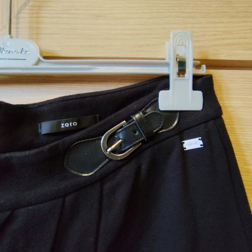 Black skirt with decorative belt, like new, sweatshirt fabric