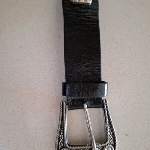Berge belt like new, black and silver, size 100
