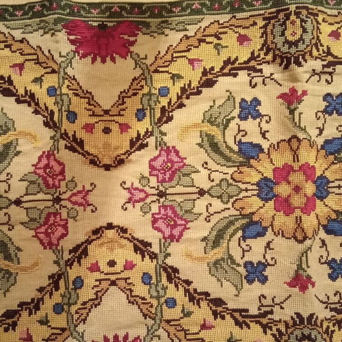 Hand-Embroidered Table Runner like new, 73x36 cm without fringes