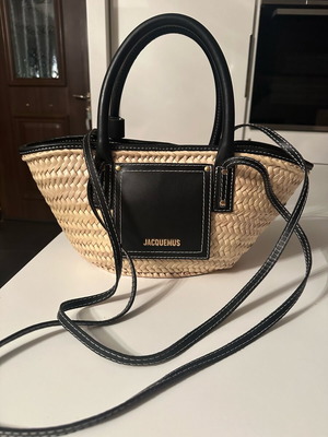 Jacquemus basket/ raffia bag