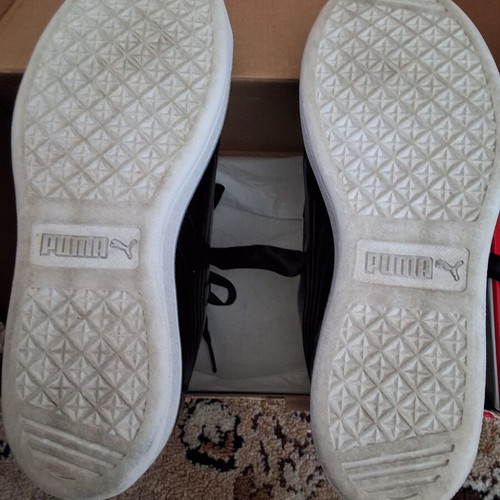 Puma Vikky Ribbon women's sneakers black, like new, size 39
