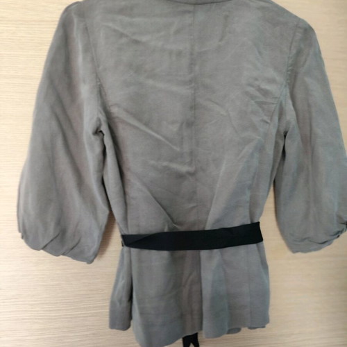 Blazer H&M used, short with belt in beige color size M