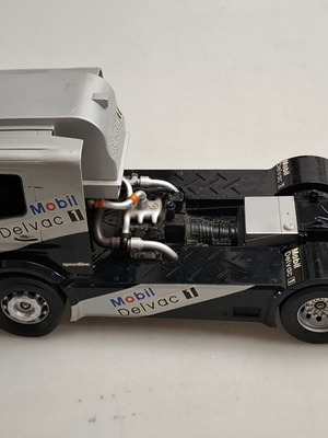 Φορτηγό αγώνων Mercedes Benz Atego σαν καινούργιο, ομάδα Mobil Atkins