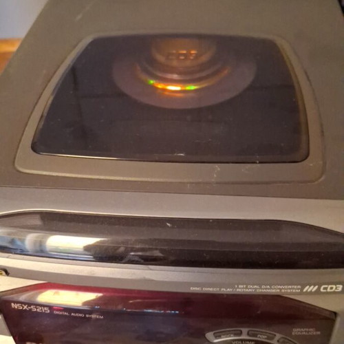Aiwa NSX-NS215 stereo system used with 2 speakers, CD player, radio