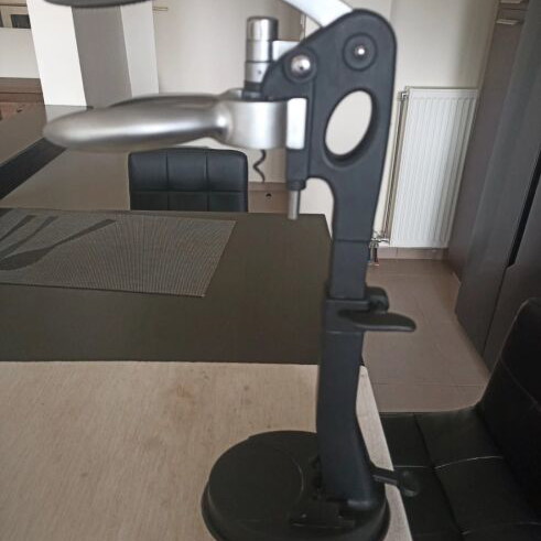 Tabletop wine opener like new