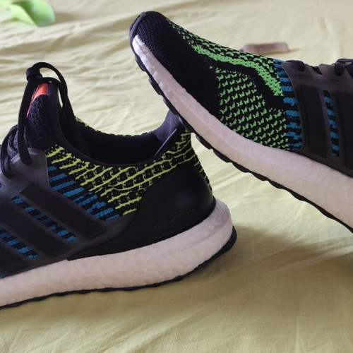 Adidas Ultra Boost 5.0 DNA athletic shoes size 40 2/3, new