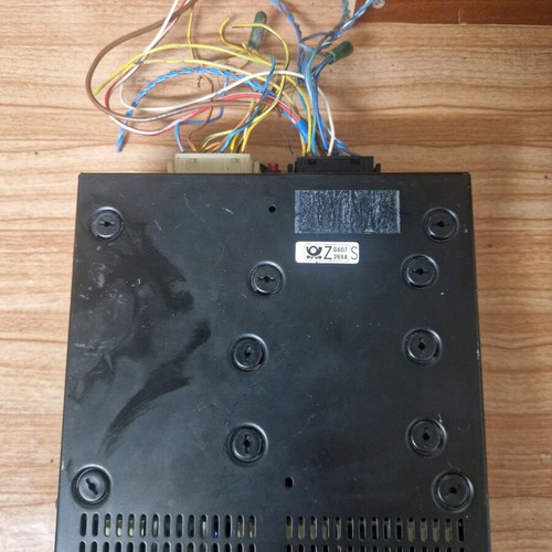 Blaupunkt BMW E36 factory amplifier used