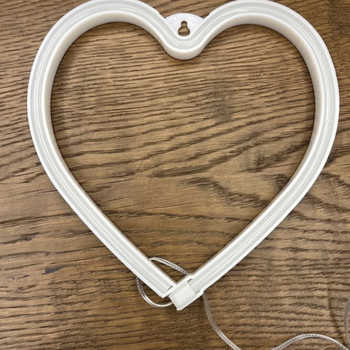 Decorative LED Neon Heart Light like new, pink/fuchsia