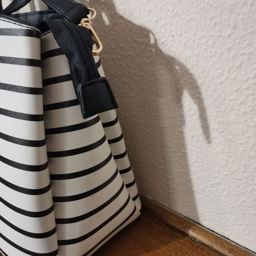 Dancing Days by Banned bag retro style like new, shoulder black-white