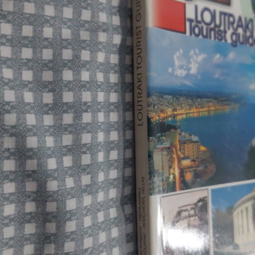 Loutraki Tourist Guide like new, 130 pages