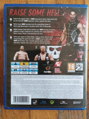 PS4 WWE 2K16 used, complete