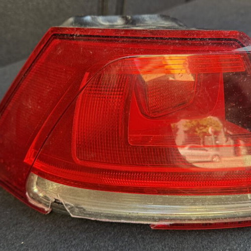 Golf 7 taillights used, 3 perfect, 1 broken