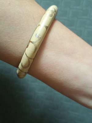 Ethnic boho bracelet new, beige and gold