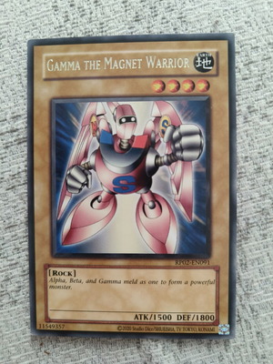 Yu-Gi-Oh κάρτα Gamma the Magnet Warrior σαν καινούργιο, σπάνια
