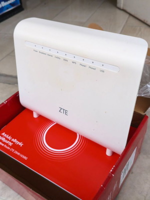 Router ZTE ZXHN H288A σαν καινούργιο με dual-band Wi-Fi και VDSL2/ADSL2+
