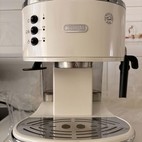 DeLonghi Icona Vintage ECO311.W Espresso Coffee Maker 15 Bar