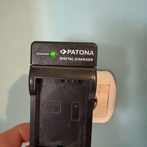 Camera chargers like new, various